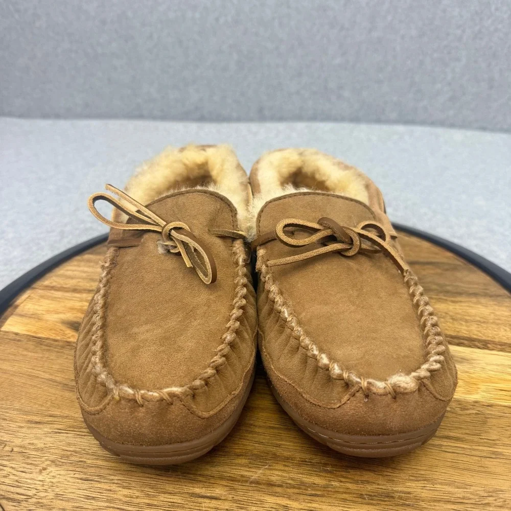 LL Bean Wicked Good Moccasins Mens 9 Suede Sheepskin Slippers Brown 264593